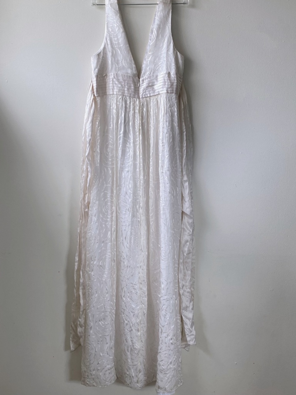 NWT Dreamy Silk Dress BCBGMaxAzria - Picture 5 of 6